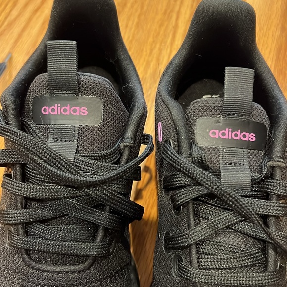 EUC Women’s Adidas Cloudfoam Sneakers - Picture 9 of 13